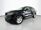 Used 2022 Kia Sorento LX image 3