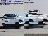 Used 2022 GMC Terrain SLE w/ Driver Convenience Package image 4