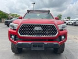 Used 2019 Toyota Tacoma TRD Off-Road image 2