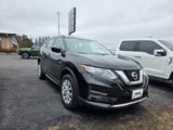 Used 2017 Nissan Rogue S image 2