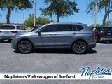 Certified 2022 Volkswagen Tiguan SE w/ Panoramic Sunroof Package image 3
