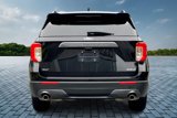 Used 2022 Ford Explorer XLT w/ Equipment Group 202A image 4