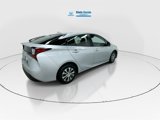 Used 2019 Toyota Prius XLE image 2