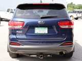 Used 2017 Kia Sorento LX image 4