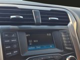 Used 2018 Ford Fusion SE image 4