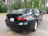 Used 2022 Toyota Camry SE image 2