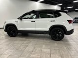 New 2024 Volkswagen Taos SE image 4