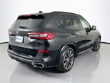 Used 2021 BMW X5 xDrive40i w/ M Sport Package image 6