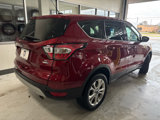 Used 2017 Ford Escape SE image 6