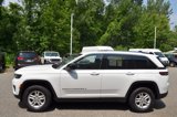 Used 2023 Jeep Grand Cherokee Laredo image 5