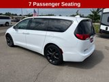 Used 2018 Chrysler Pacifica Touring Plus w/ S Appearance Package image 3