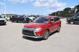Used 2017 Mitsubishi Outlander SE image 3