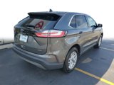 Used 2023 Ford Edge SEL image 4
