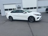 Used 2024 Kia Forte LXS image 3