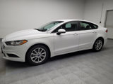 Used 2017 Ford Fusion SE image 2