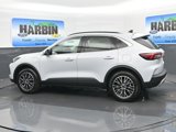 New 2025 Ford Escape SE image 3