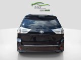 Used 2014 Toyota Sienna SE image 4