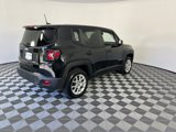 Used 2023 Jeep Renegade Latitude image 6