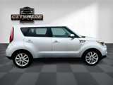 Used 2019 Kia Soul + image 5