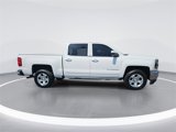 Used 2017 Chevrolet Silverado 1500 LT image 2
