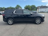 Used 2022 Chevrolet Traverse LT image 2
