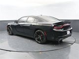 Used 2018 Dodge Charger SXT w/ Blacktop Package image 4