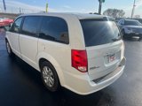 Used 2018 Dodge Grand Caravan SE w/ UConnect Hands-Free Group image 3