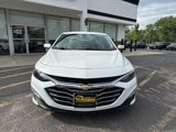Used 2022 Chevrolet Malibu LT image 2
