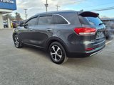 Used 2018 Kia Sorento EX image 3