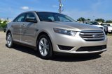 Certified 2017 Ford Taurus SE image 3