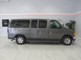 Used 2005 Ford E-150 and Econoline 150 Wagon image 3