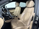 Certified 2021 Porsche Macan image 5