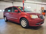 Used 2014 Chrysler Town & Country Touring image 2