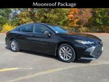 Used 2021 Toyota Avalon XLE w/ Moonroof Package image 2