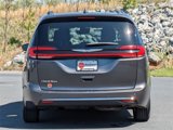 Certified 2022 Chrysler Pacifica Touring-L image 6