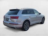 Used 2018 Audi Q7 3.0T Premium Plus image 5