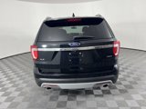 Used 2017 Ford Explorer XLT image 4