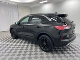 Used 2022 Ford Escape SE w/ Cold Weather Package image 4