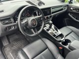 Used 2024 Porsche Macan image 4