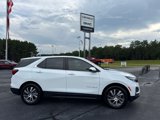 Used 2023 Chevrolet Equinox LT image 2