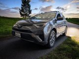 Used 2018 Toyota RAV4 LE w/ Carpet Mat Package image 2