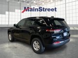 New 2025 Jeep Grand Cherokee Laredo image 3