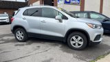 Used 2018 Chevrolet Trax LT w/ LT Convenience Package image 3