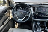 Used 2015 Toyota Highlander Limited Platinum image 5