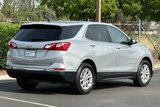 Used 2018 Chevrolet Equinox LT image 2