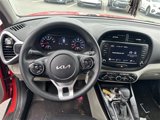 Used 2022 Kia Soul LX image 2