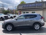 Used 2019 Nissan Rogue SV image 2