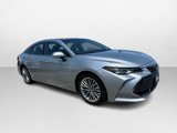 Used 2019 Toyota Avalon Limited image 3