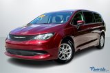 Used 2023 Chrysler Voyager LX image 3