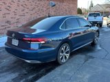 Used 2020 Volkswagen Passat 2.0T SEL image 4